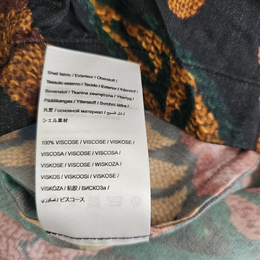 Farm Rio Collared Button Down Blouse Top Flowerdoscopic Artcore Large - Picture 6 of 6
